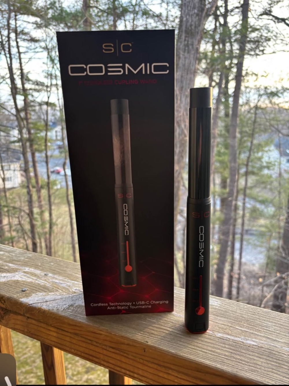 SC Cosmic Cordless Curling Wand in Black with Red Accents